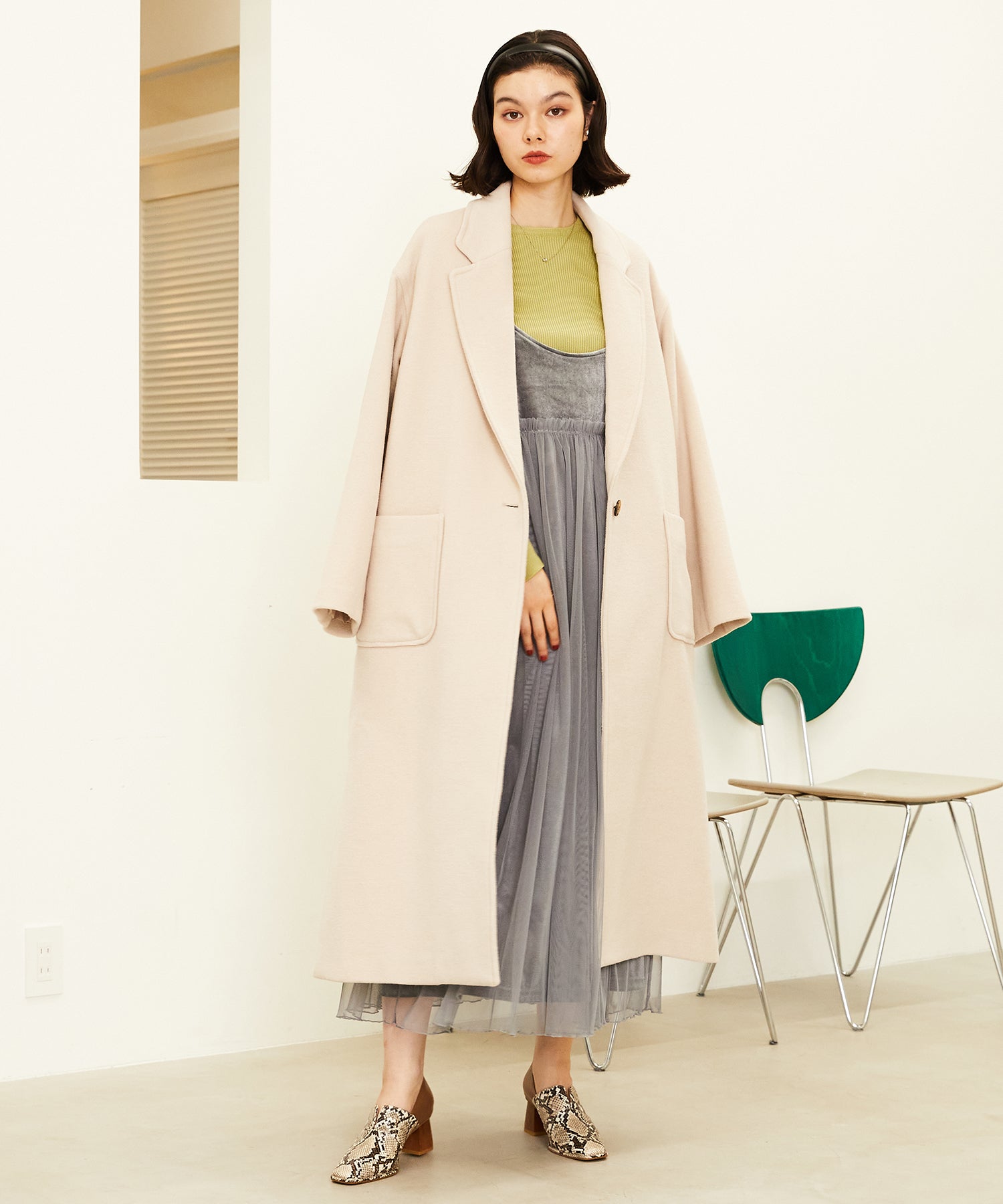 【WEB限定】ウッドヒール甲深パンプス/31311