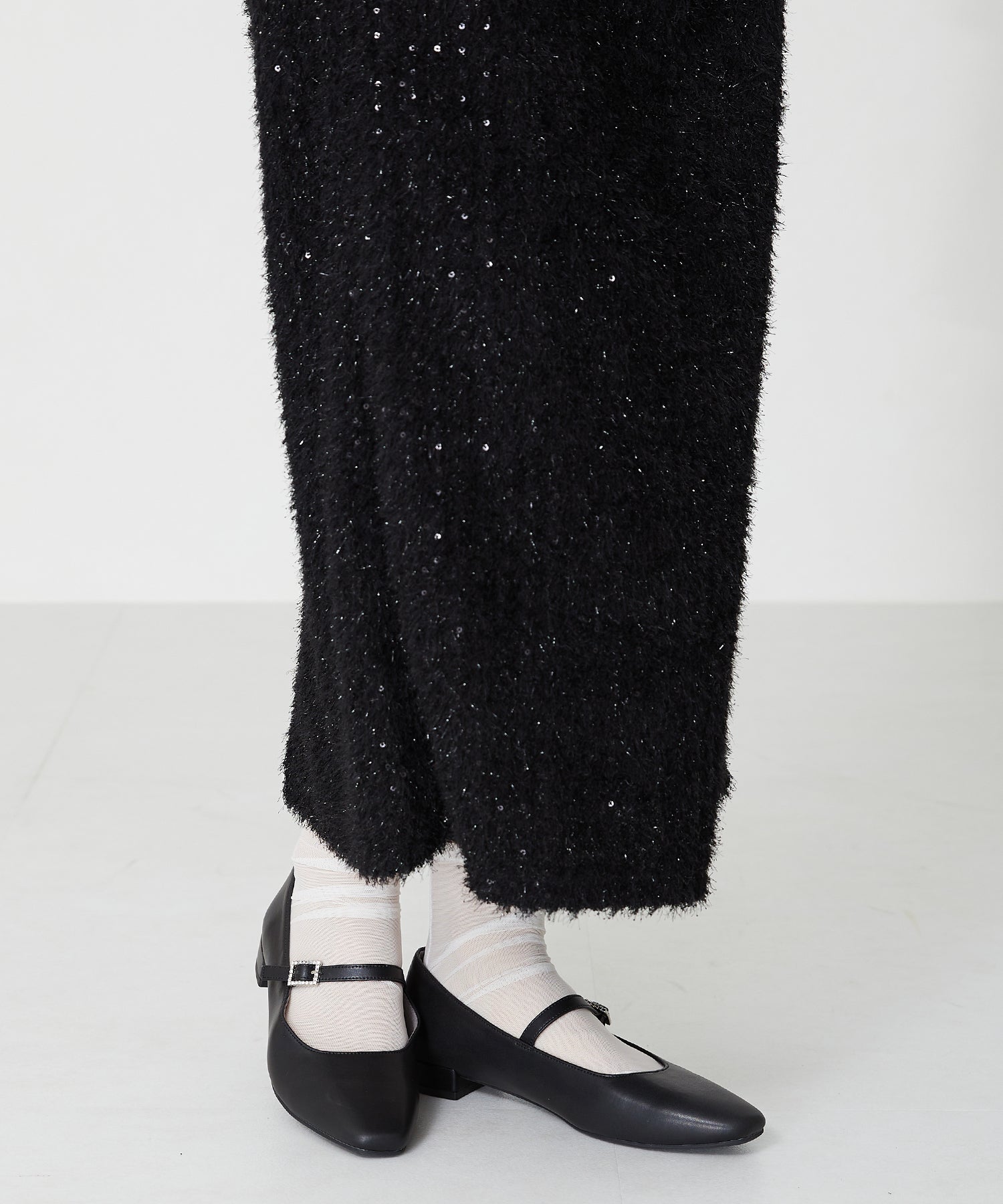 【WEB限定】ビジューバックルストラップパンプス/32302